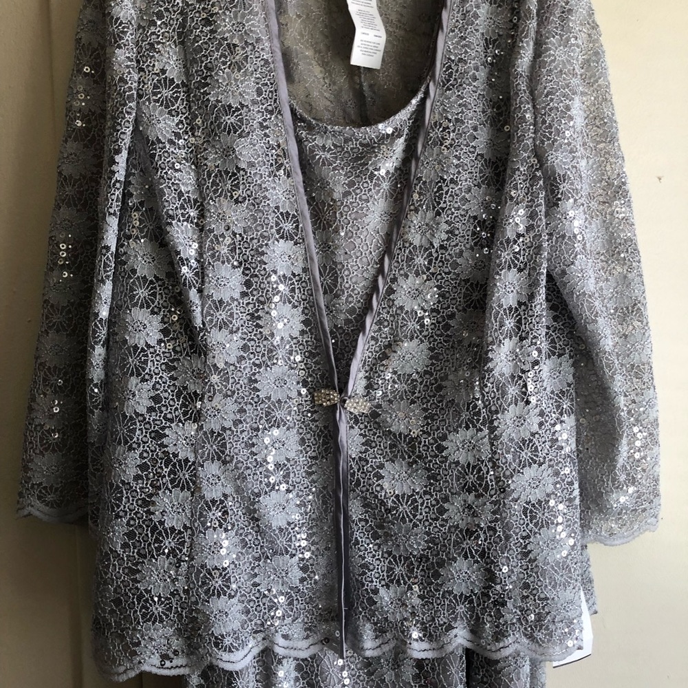 Floor length Bridesmaid/mother dress